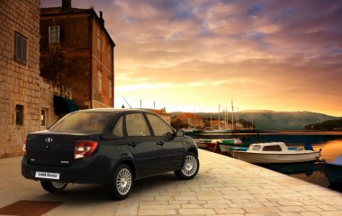 Лада Гранта (Lada Granta)